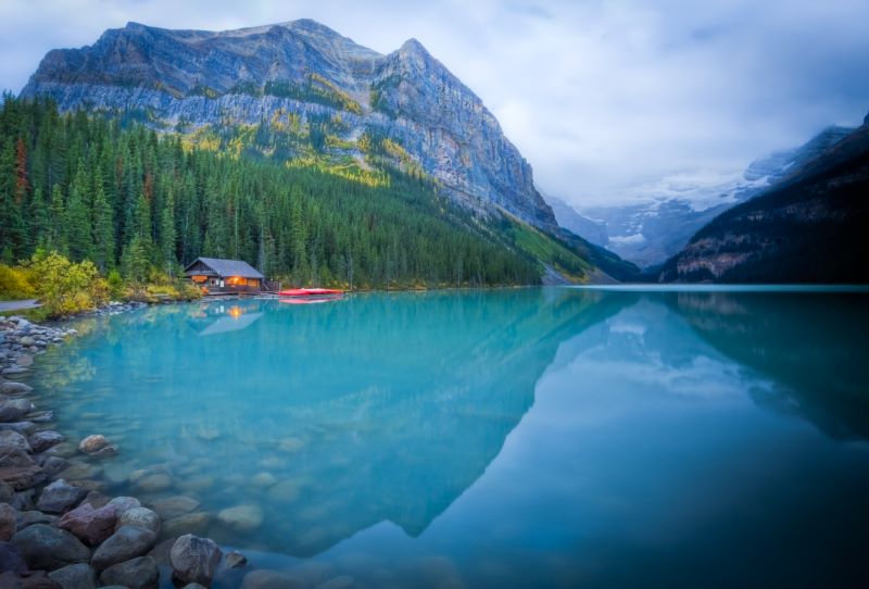 20+ Things You Need to Know before Visiting Lake Louise, Alberta - Roads  and Destinations