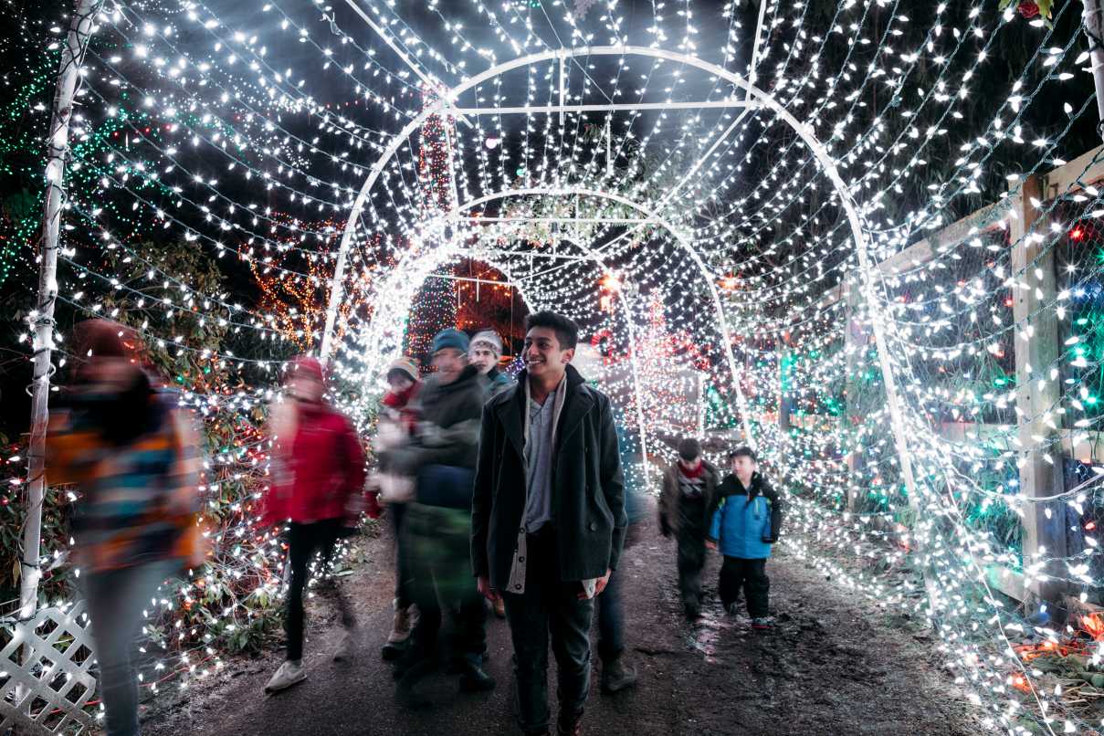 Christmas in Vancouver: Shop, Dine and Be Merry #onRobson - Robson