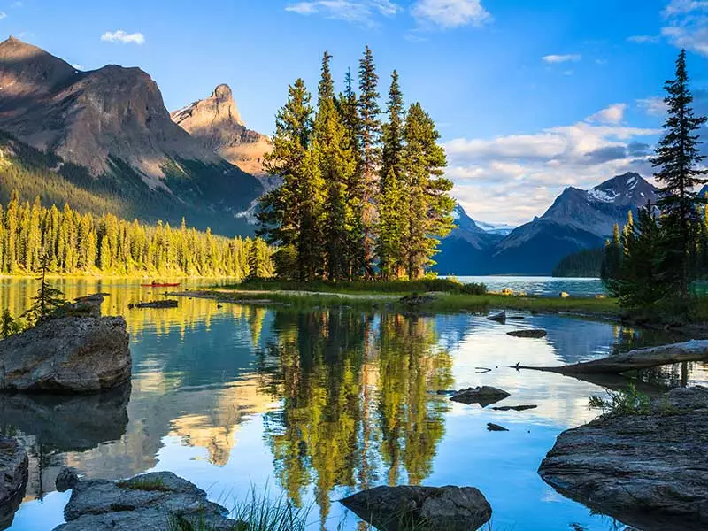 Grand Canadian Rockies Train Circle Tour | Maligne Lake Jasper