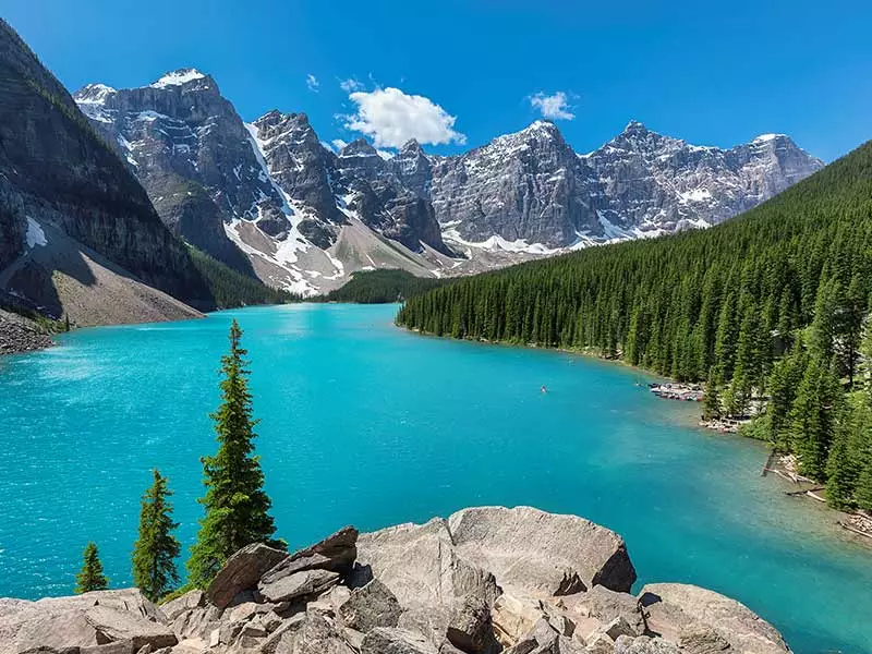 Grand Canadian Rockies Train Circle Tour | Moraine Lake near lake Louise