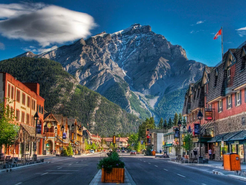 Calgary Stampede Train through the Canadian Rockies | Rocky Mountaineer