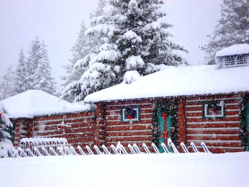 Christmas in the Canadian Rockies Winter Train Vacations | Fairmont Jasper Park Lodge