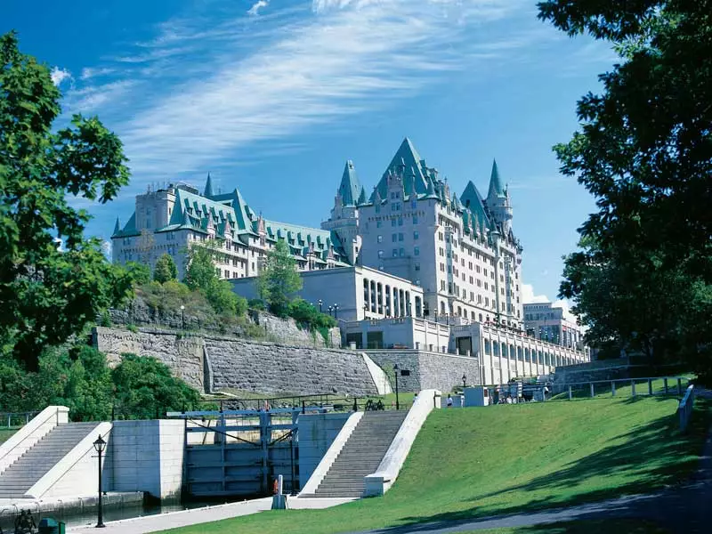 Canada Railway Hotels | Fairmont Chateau Laurier