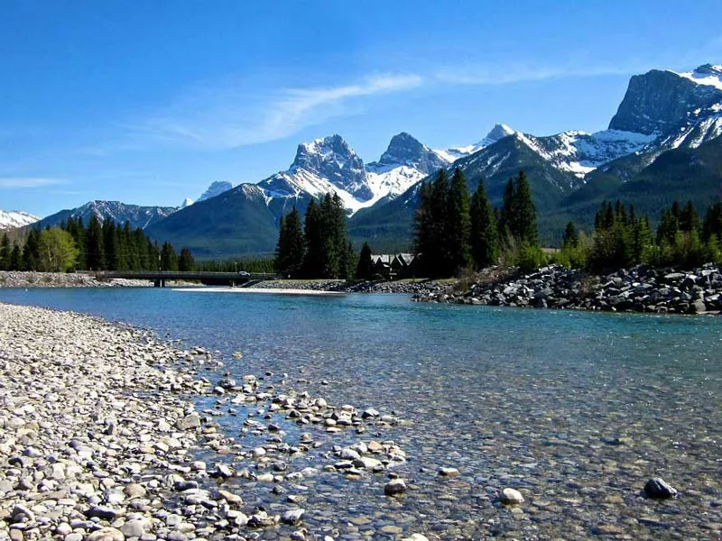 Grand Canadian Train Journey | Bow River near Banff