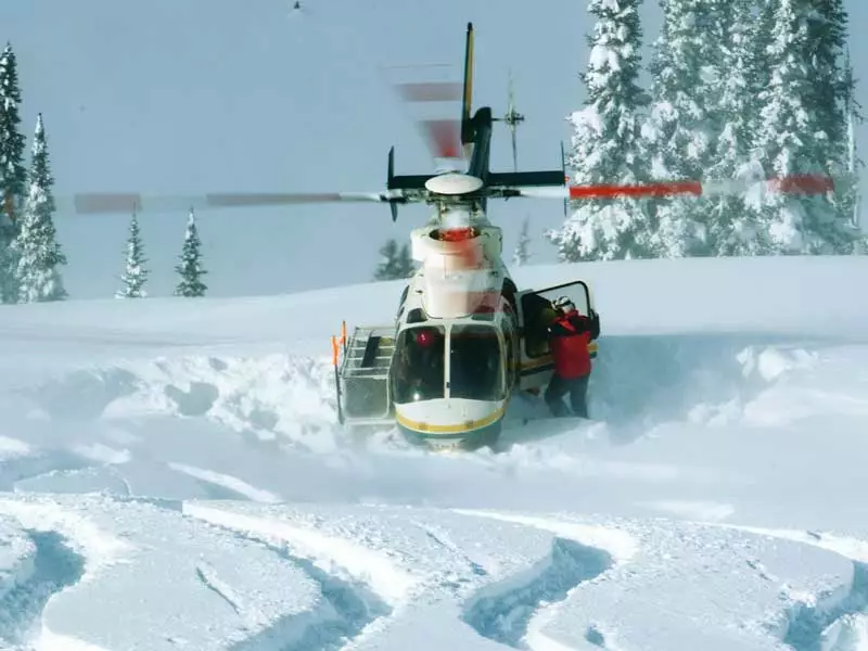 Heli Skiing Canada | Mike Wiegele Heli-Skiing Deluxe Package