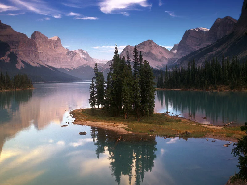 Journey through the Clouds Rail & Heli Adventure | Maligne Lake, Jasper