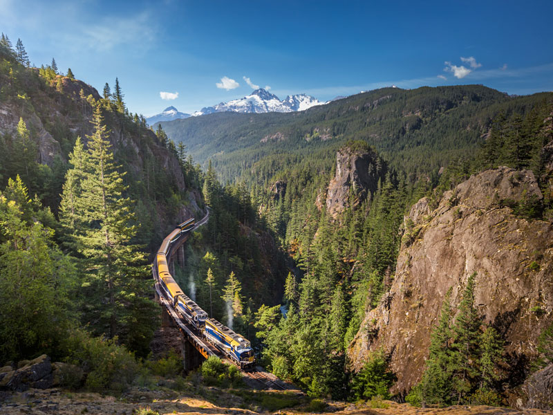 Canada Train Vacations | Rocky Mountaineer Train